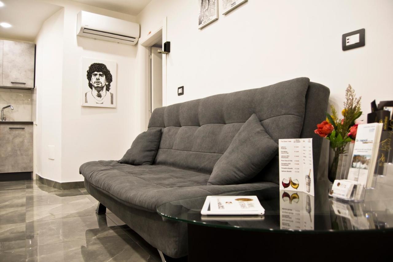 Suite Napoli Sotterranea Con Vasca Idromassaggio 外观 照片